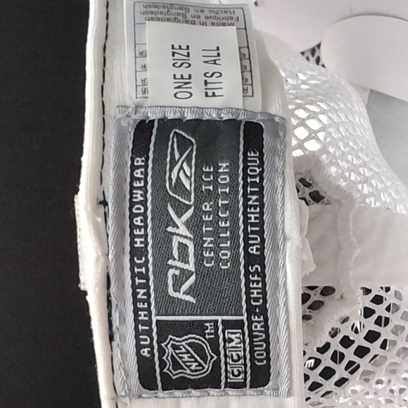 Reebok, NHL Montreal Canadiens Blue Mesh Snapback Sports Hat. - Picture 9 of 11